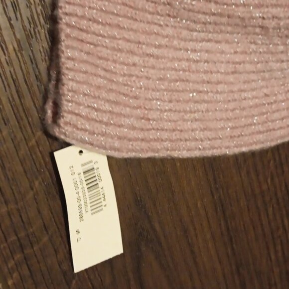 Old Navy toque - Picture 10 of 13